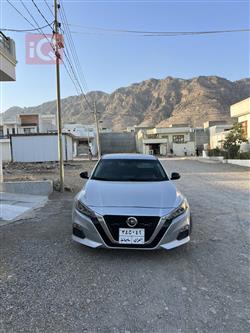 نیسان ئەلتیما